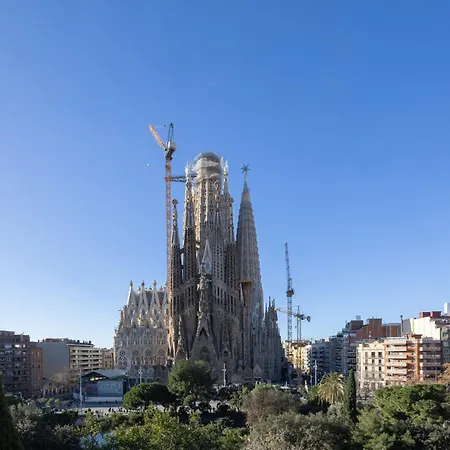 Housalia Sagrada Familia Views * Barcellona
