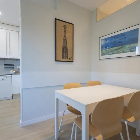 Housalia Sagrada Familia Views Apartment *